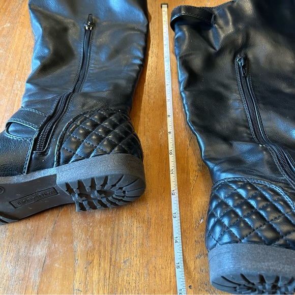 Material Girl Tall Black Slouchy Boot w/Zippers from Macy’s. Original Box. Sz 8 - Picture 10 of 16